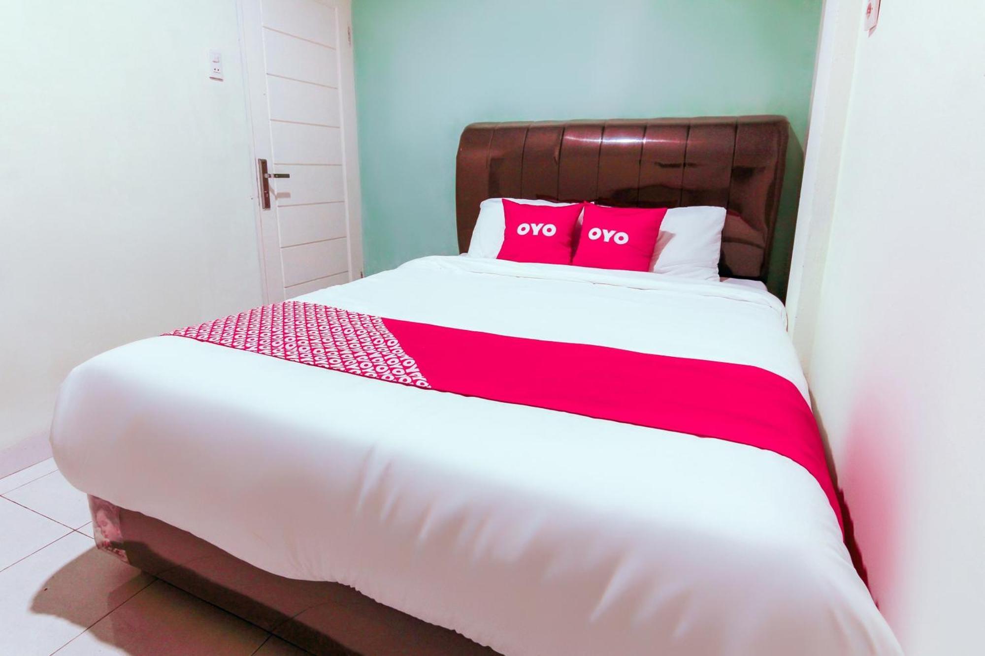 ホテル Oyo 3493 Nami House メダン エクステリア 写真